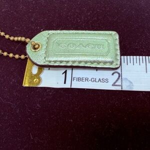 COACH Gold TONE LEATHER KEY FOB BAG CHARM KEYCHAIN HANG Luminescent Green